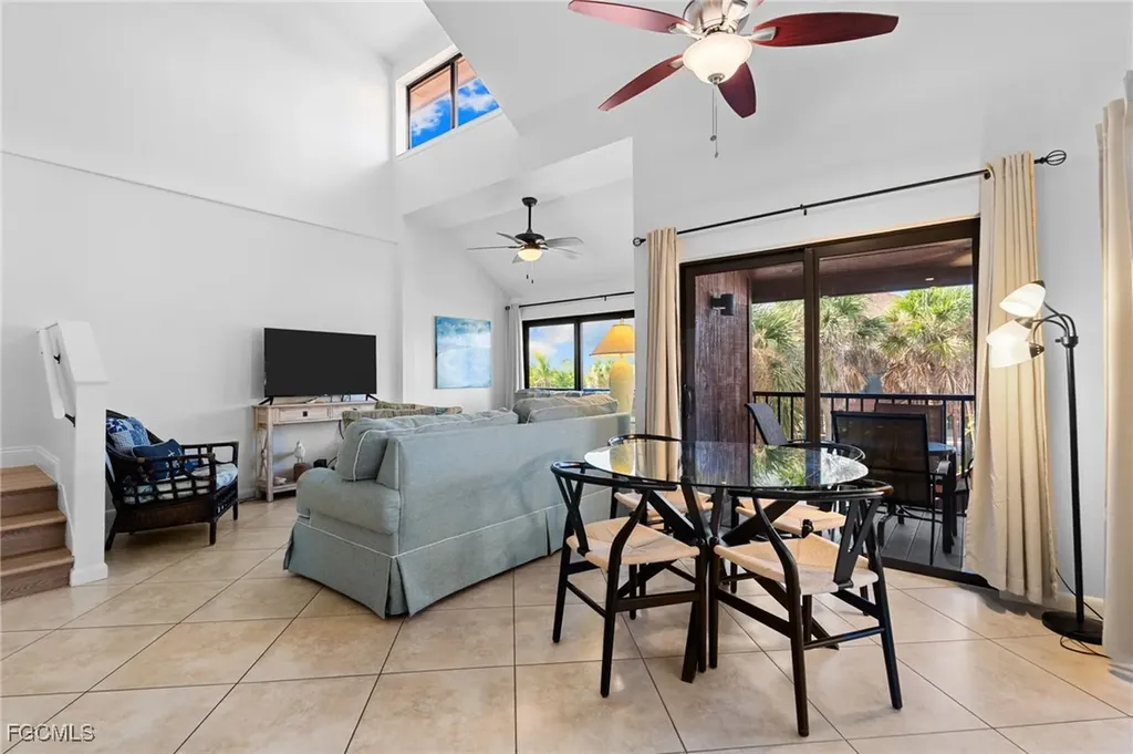 1811 Olde Middle Gulf Drive Sanibel FL 33957