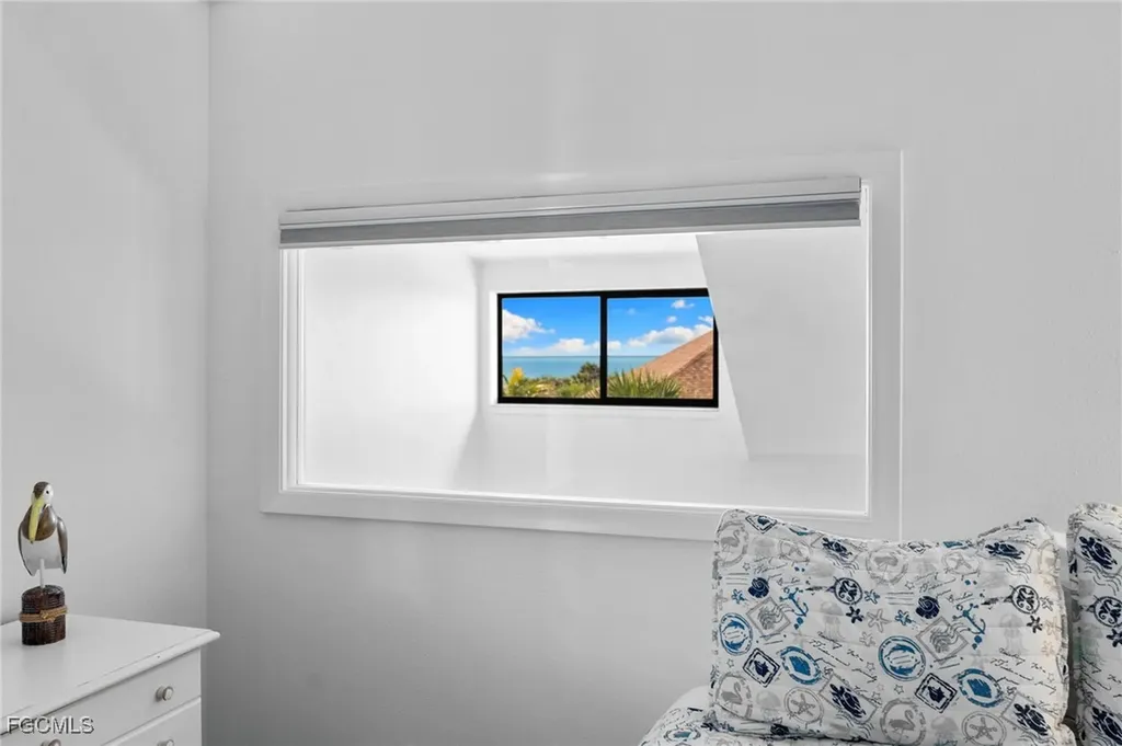 1811 Olde Middle Gulf Drive Sanibel FL 33957