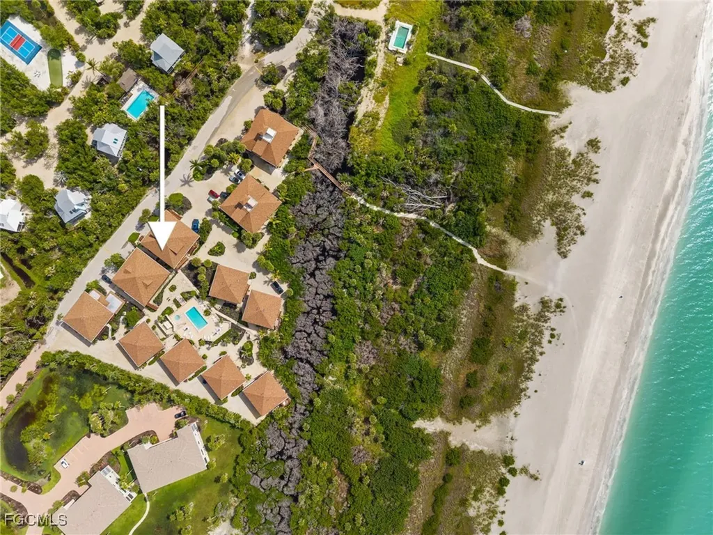 1811 Olde Middle Gulf Drive Sanibel FL 33957