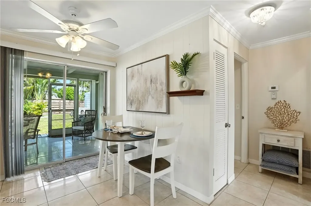 629 105th Avenue N Naples FL 34108