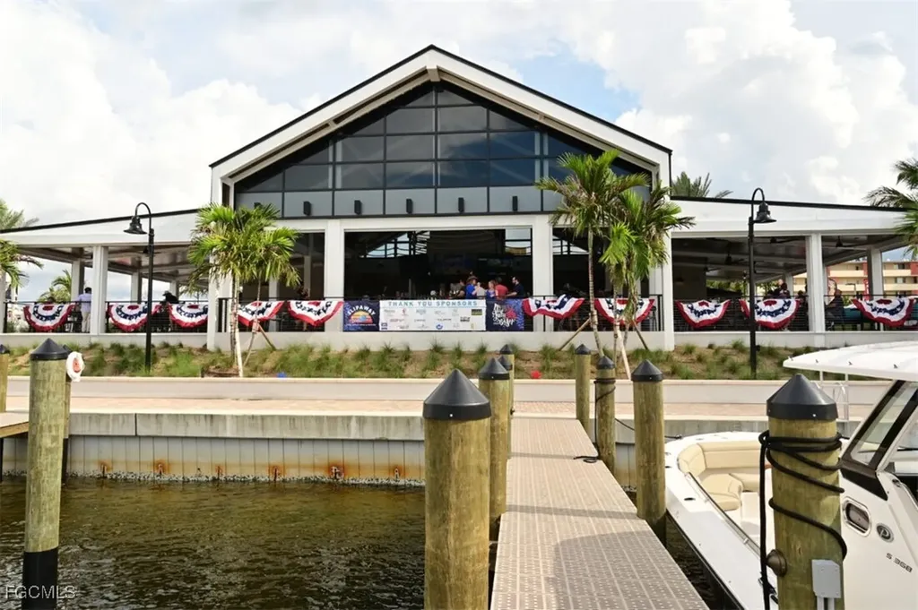 1524 SW 57th Street Cape Coral FL 33914