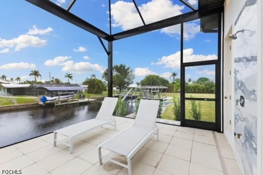 1524 SW 57th Street Cape Coral FL 33914