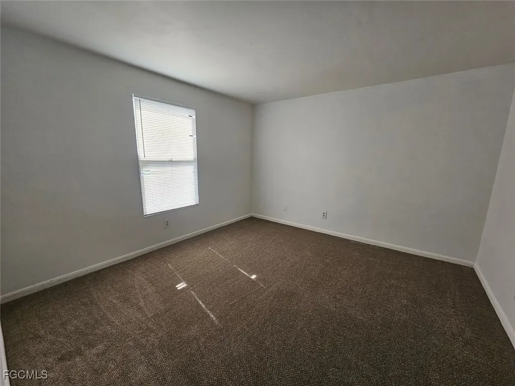 626 SE 13th Court Cape Coral FL 33990