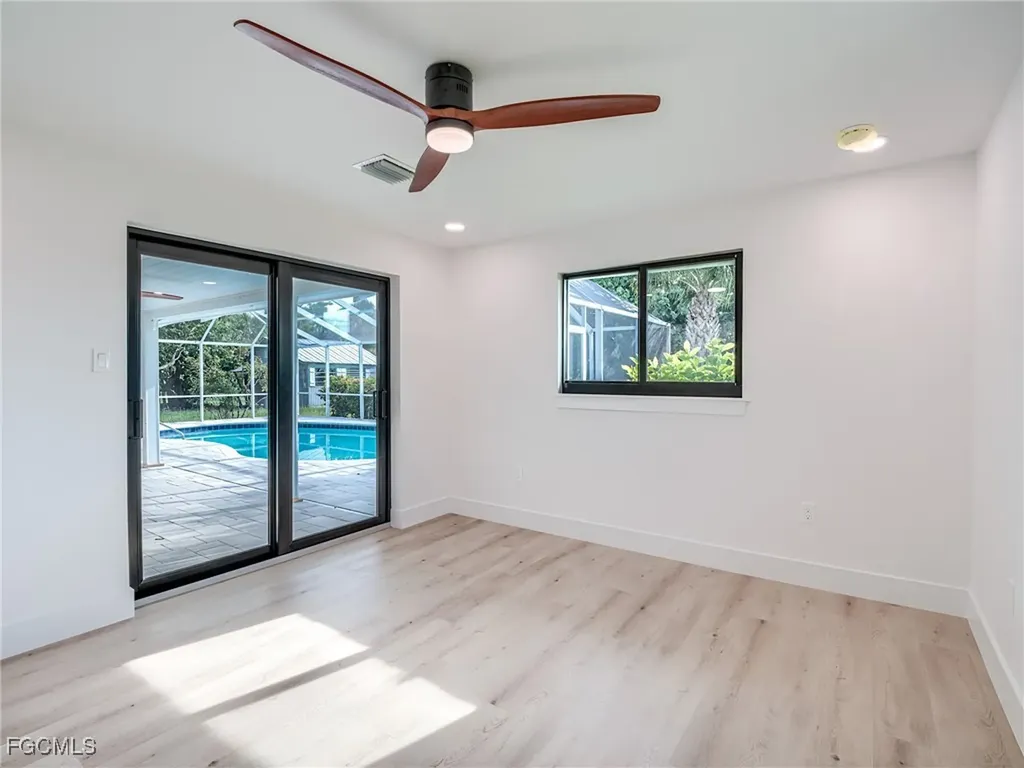 658 Donax Street Sanibel FL 33957