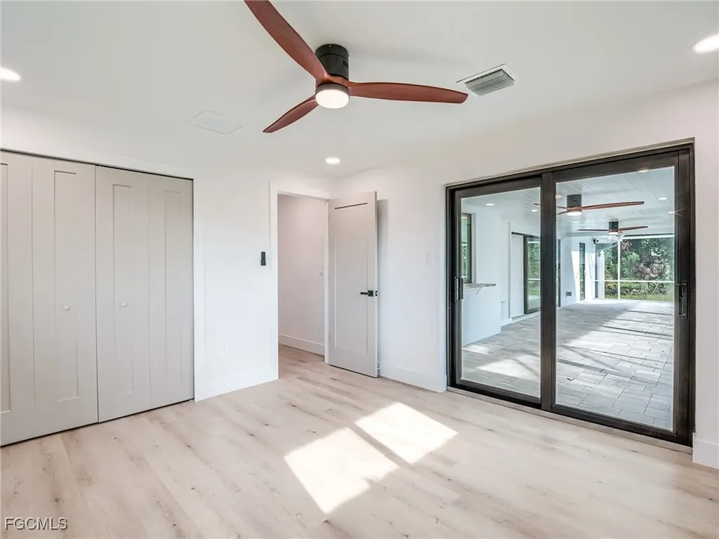 658 Donax Street Sanibel FL 33957