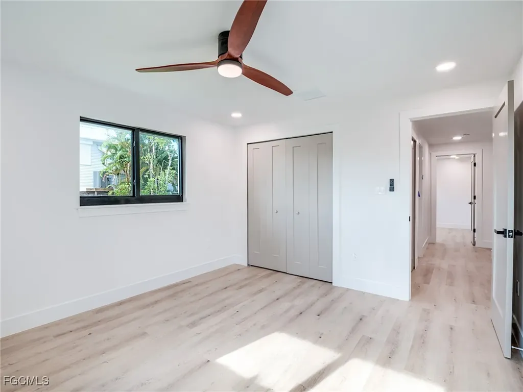 658 Donax Street Sanibel FL 33957