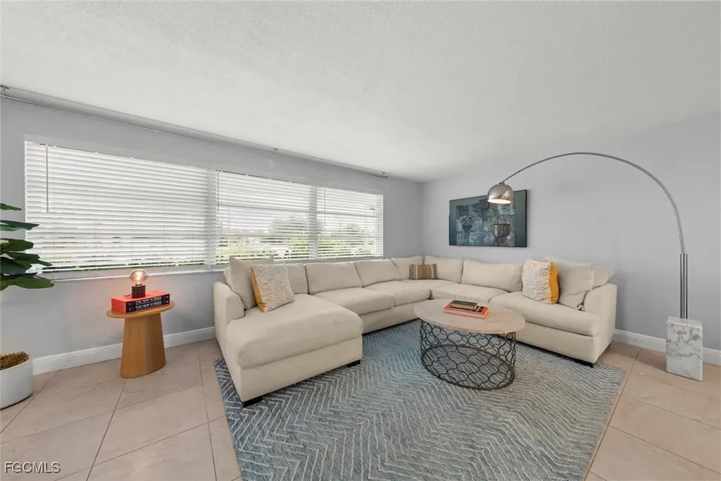 12150 Mcgregor Boulevard Fort Myers FL 33919