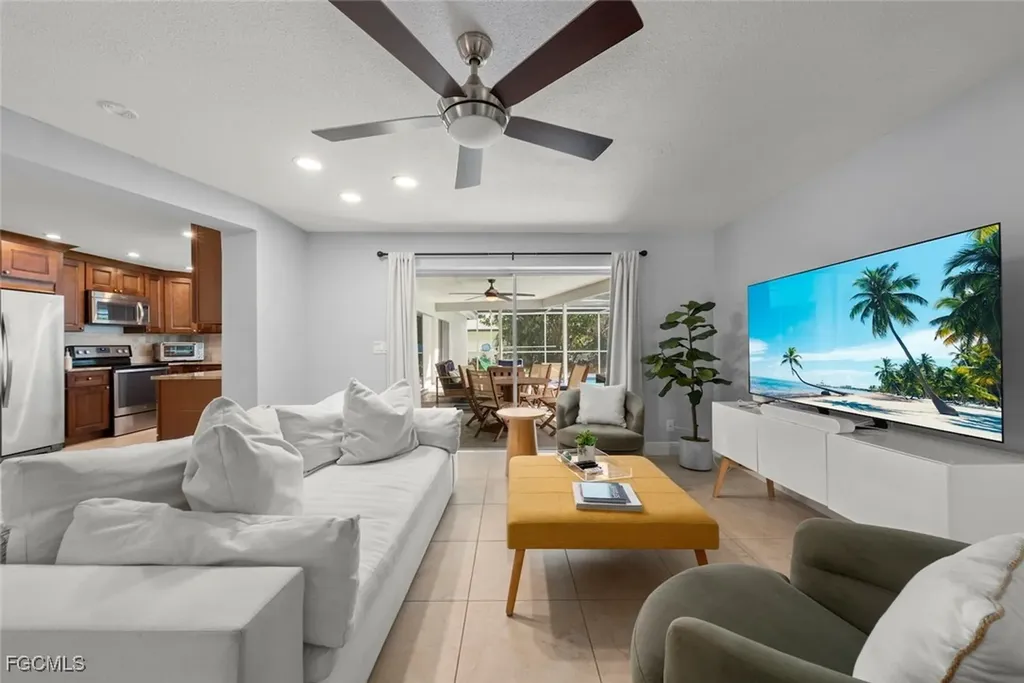 12150 Mcgregor Boulevard Fort Myers FL 33919