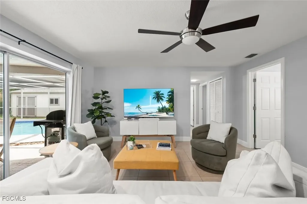 12150 Mcgregor Boulevard Fort Myers FL 33919