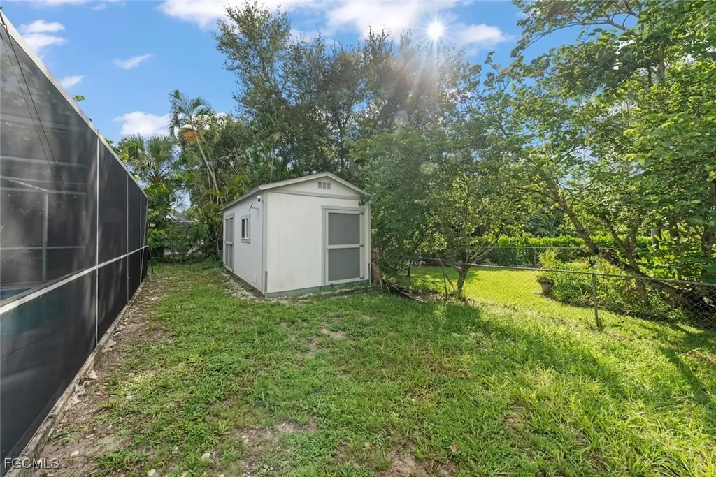 12150 Mcgregor Boulevard Fort Myers FL 33919