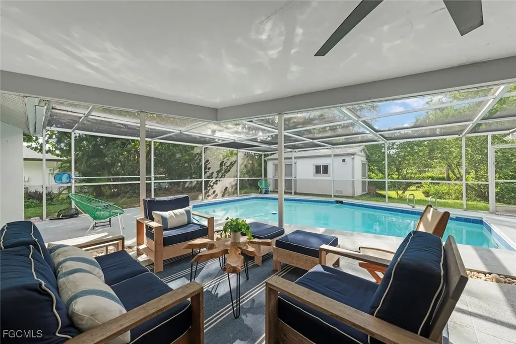 12150 Mcgregor Boulevard Fort Myers FL 33919