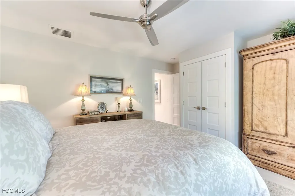 9056 Mockingbird Drive Sanibel FL 33957