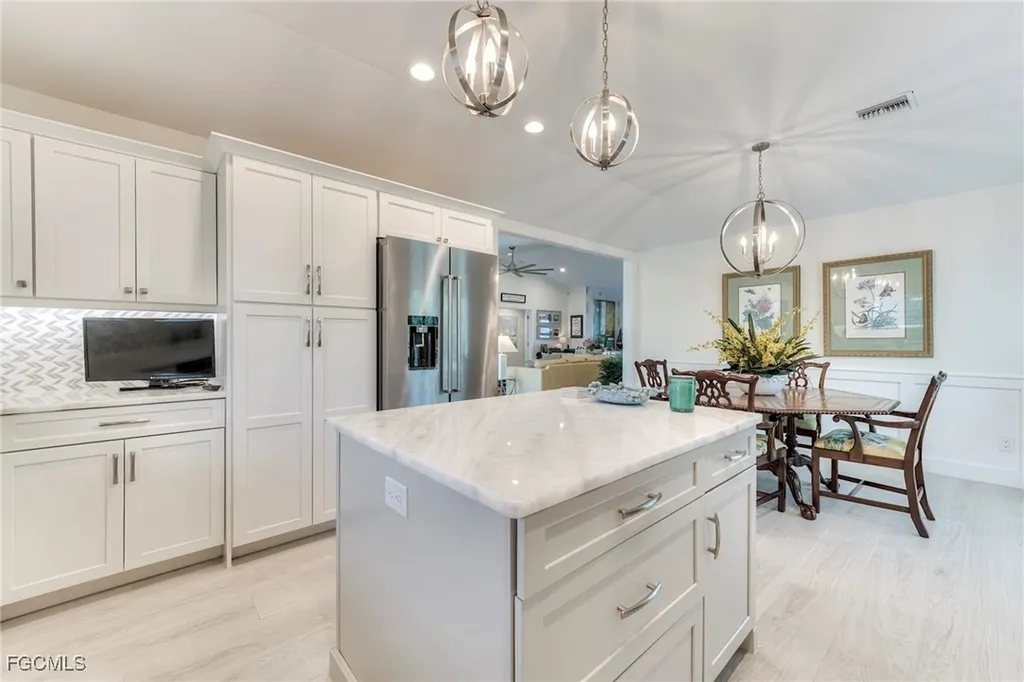 9056 Mockingbird Drive Sanibel FL 33957