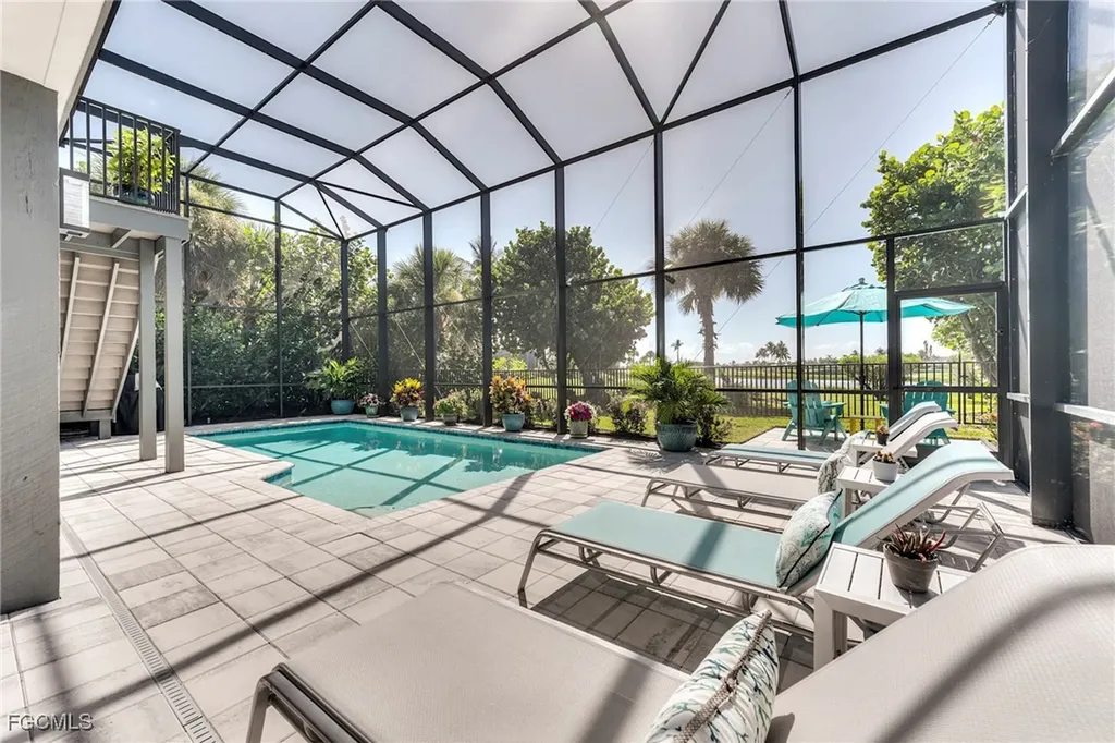 9056 Mockingbird Drive Sanibel FL 33957