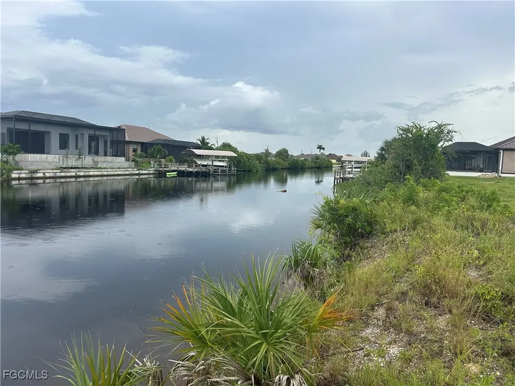 1630 NW 36th Avenue Cape Coral FL 33993