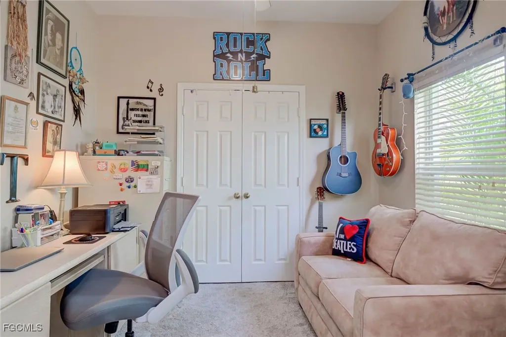 9005 Falcon Pointe Loop Fort Myers FL 33912