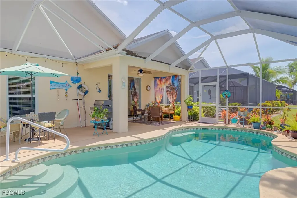 9005 Falcon Pointe Loop Fort Myers FL 33912