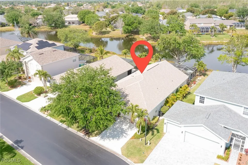 9005 Falcon Pointe Loop Fort Myers FL 33912