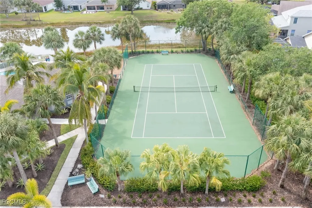 9005 Falcon Pointe Loop Fort Myers FL 33912