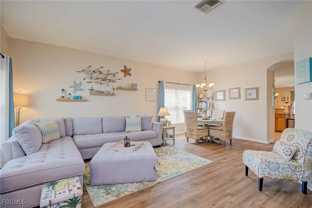 9005 Falcon Pointe Loop Fort Myers FL 33912