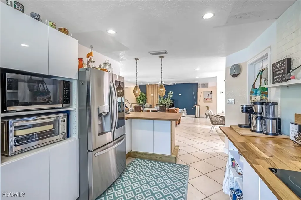 5333 Cocoa Court Cape Coral FL 33904