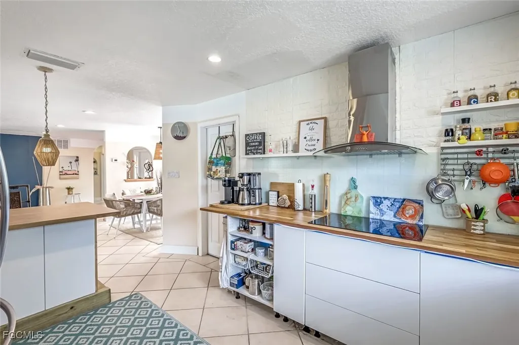 5333 Cocoa Court Cape Coral FL 33904