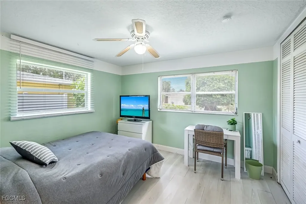 5333 Cocoa Court Cape Coral FL 33904