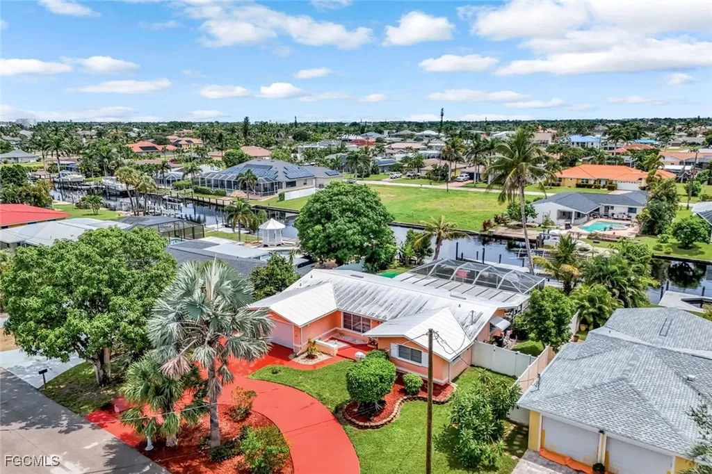 5333 Cocoa Court Cape Coral FL 33904