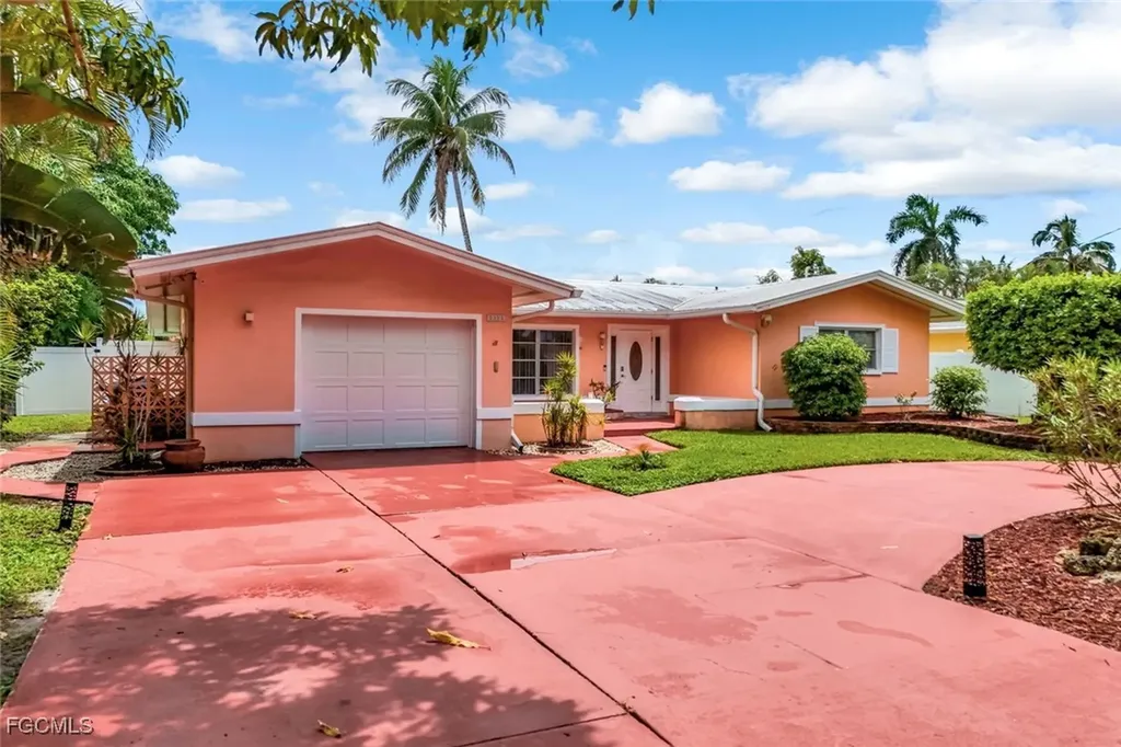 5333 Cocoa Court Cape Coral FL 33904