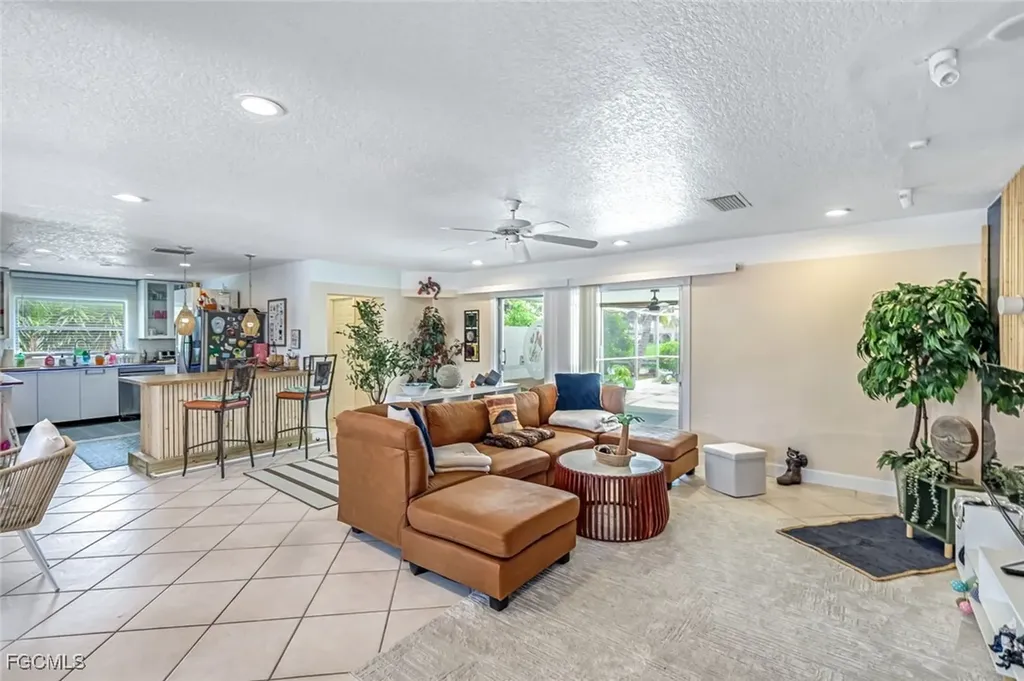 5333 Cocoa Court Cape Coral FL 33904