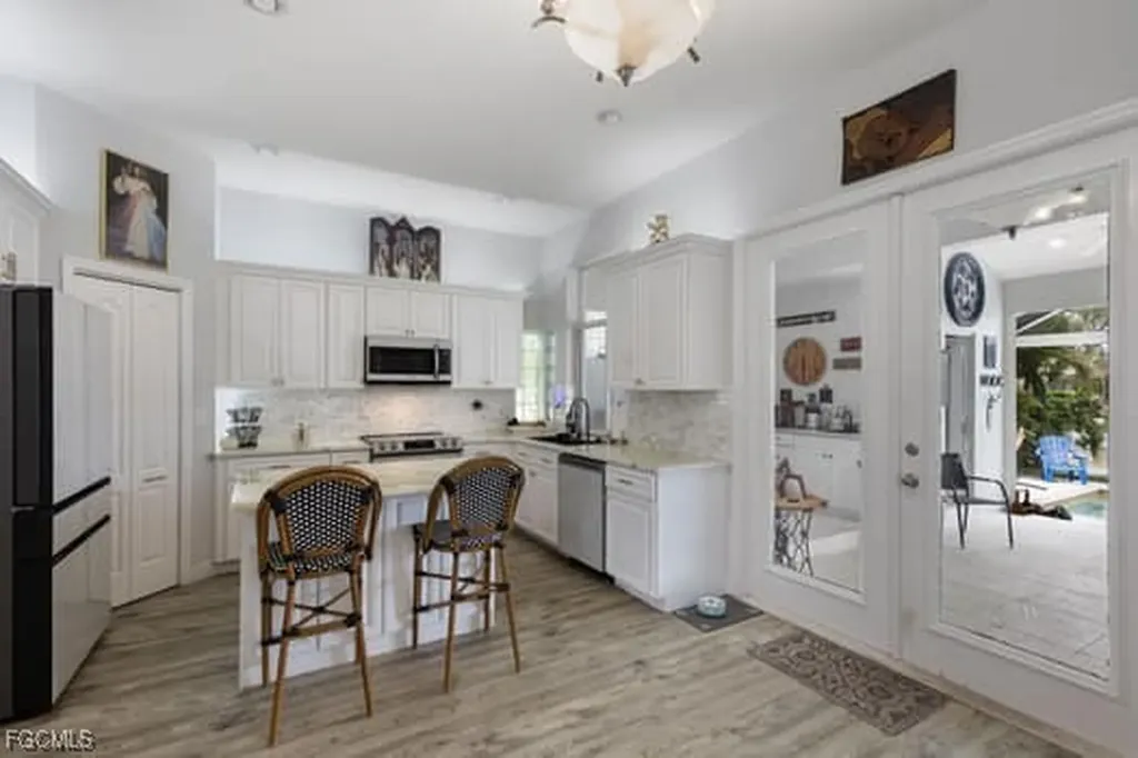 6748 Willow Lake Circle Fort Myers FL 33966