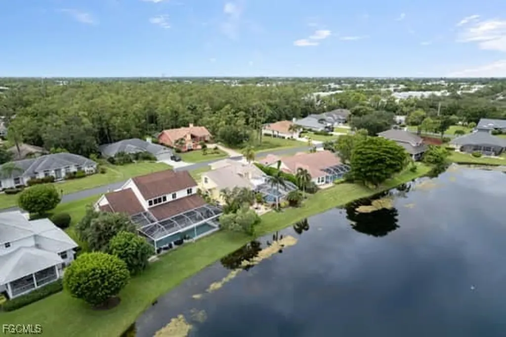 6748 Willow Lake Circle Fort Myers FL 33966