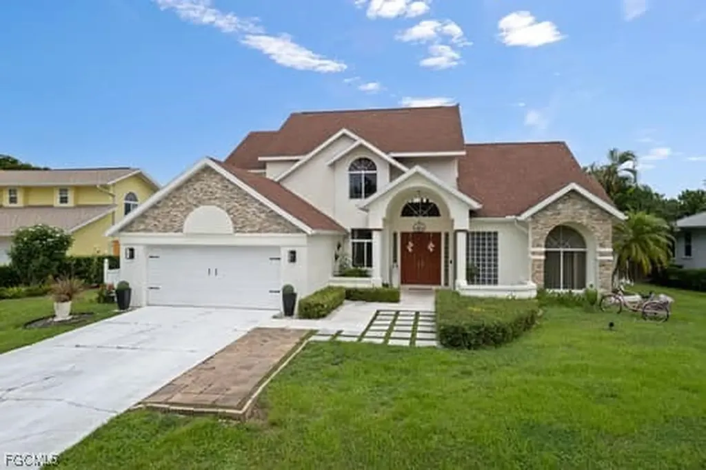 6748 Willow Lake Circle Fort Myers FL 33966