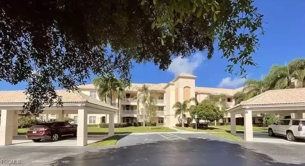17020 Willowcrest Way Fort Myers FL 33908
