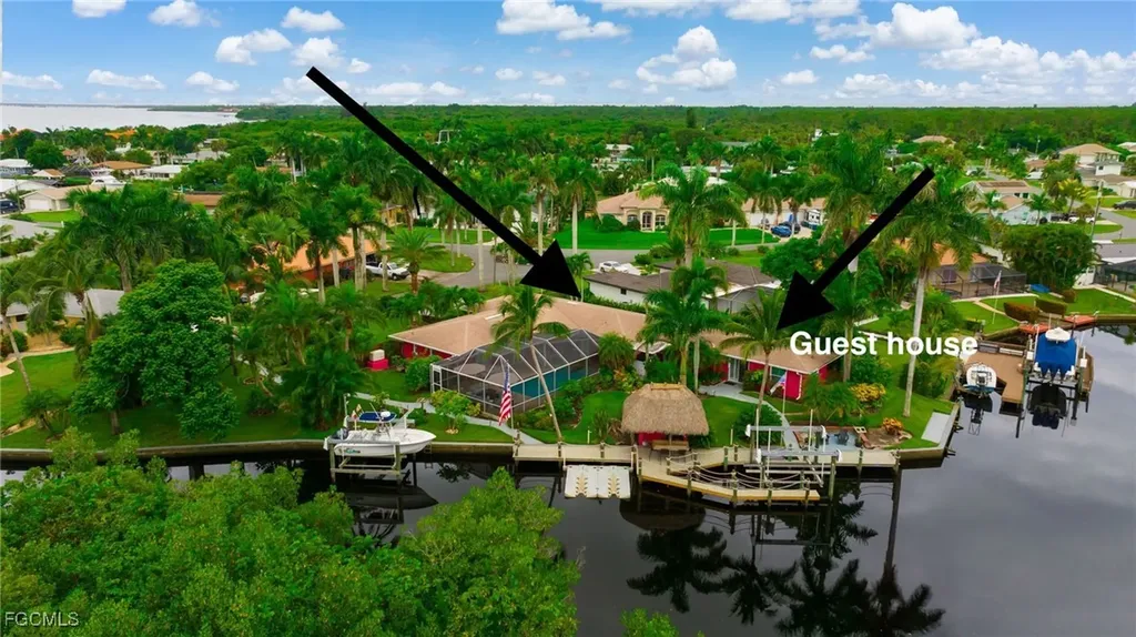 1771 Coral Way North Fort Myers FL 33917