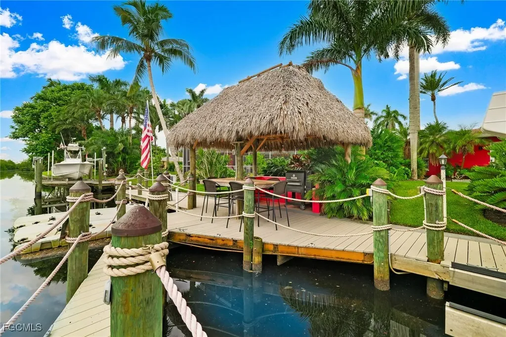 1771 Coral Way North Fort Myers FL 33917
