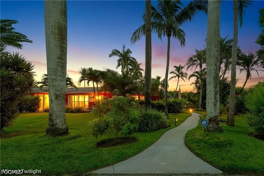1771 Coral Way North Fort Myers FL 33917