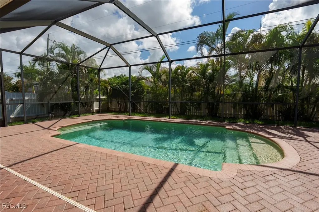 5409 SW 25th Court Cape Coral FL 33914