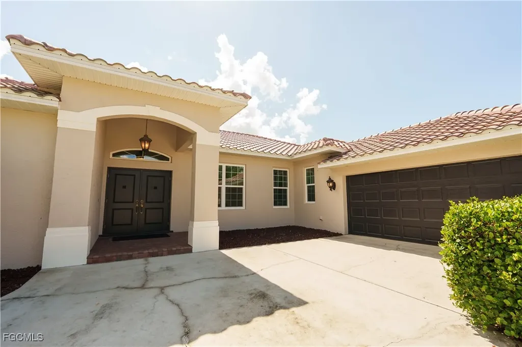 5409 SW 25th Court Cape Coral FL 33914
