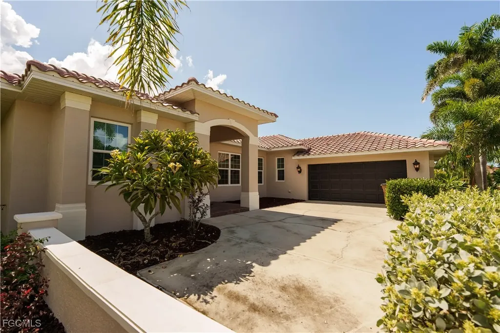 5409 SW 25th Court Cape Coral FL 33914