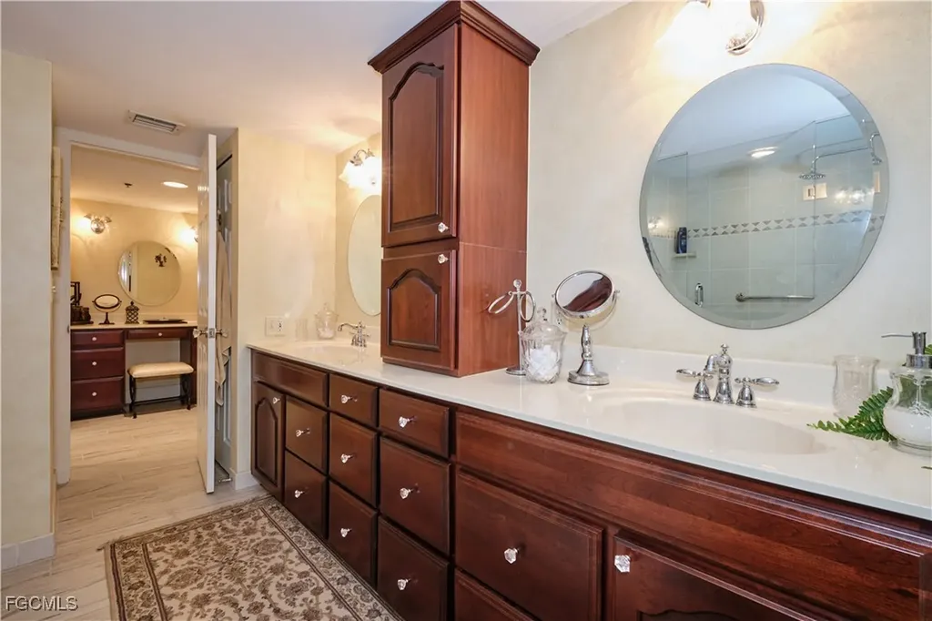 5550 Heron Point Drive Naples FL 34108