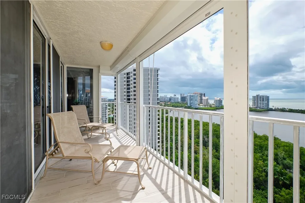 5550 Heron Point Drive Naples FL 34108