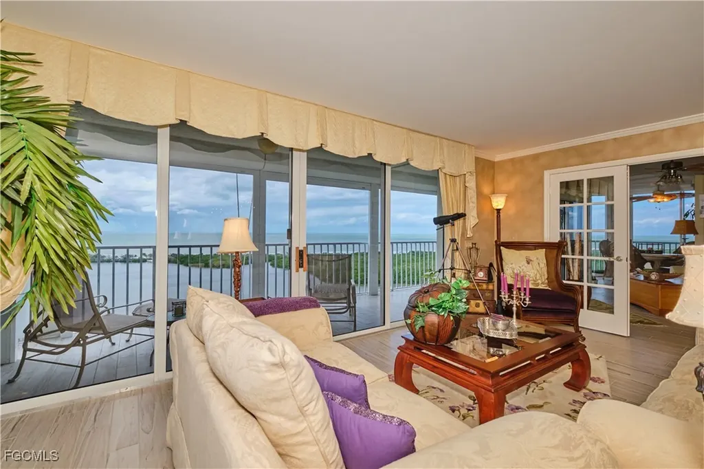 5550 Heron Point Drive Naples FL 34108