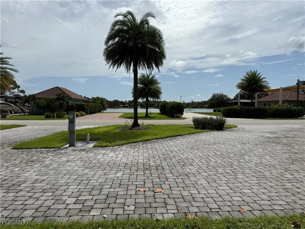 13268 Golden Palms Circle Fort Myers FL 33913