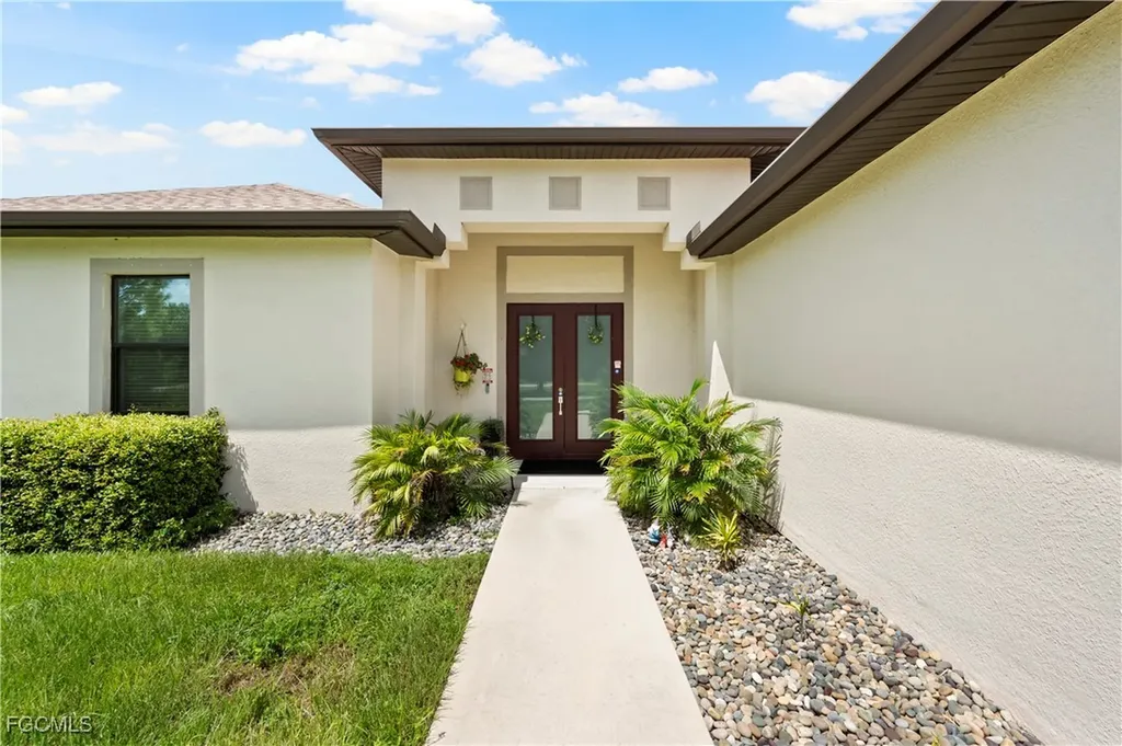 3645 62nd Avenue NE Naples FL 34120