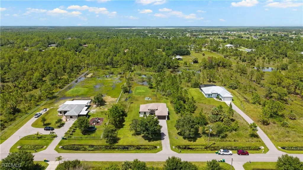 3645 62nd Avenue NE Naples FL 34120