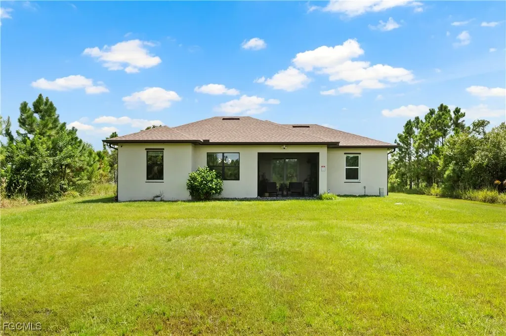 3645 62nd Avenue NE Naples FL 34120