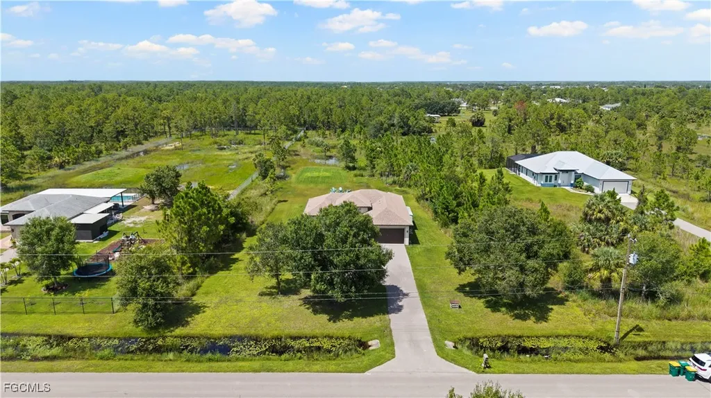 3645 62nd Avenue NE Naples FL 34120