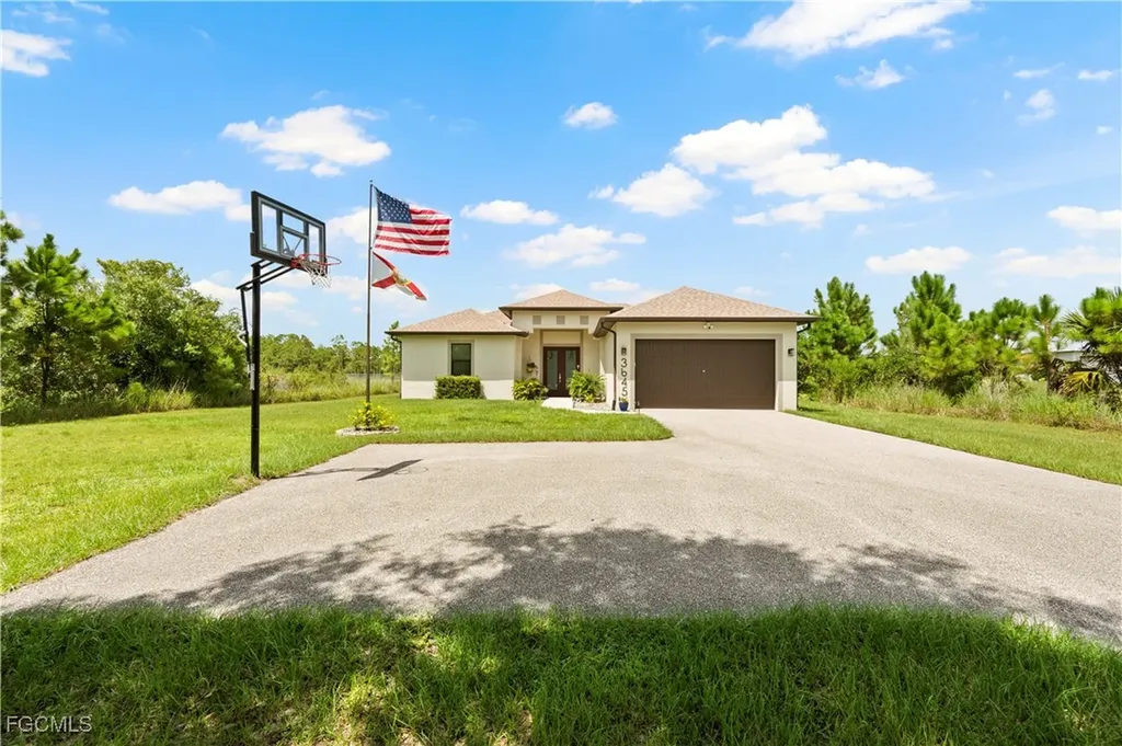 3645 62nd Avenue NE Naples FL 34120