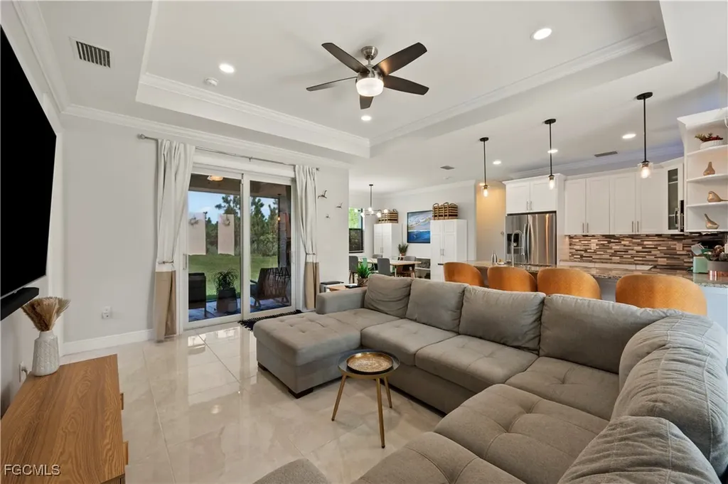 3645 62nd Avenue NE Naples FL 34120